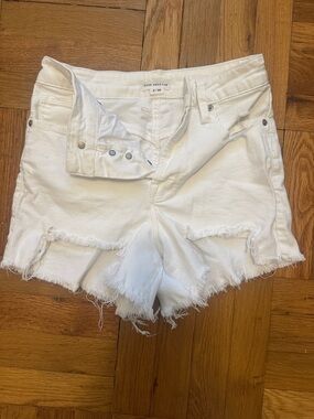 Good American White High-Rise Frayed Denim Shorts
